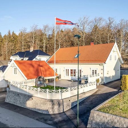 Modern, Small Appartment Larvik Exterior foto